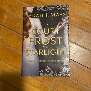 A Court of Frost and Starlight